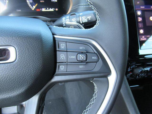 new 2025 Jeep Grand Cherokee car, priced at $26,777