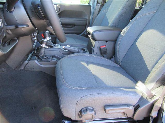 new 2026 Jeep Wrangler car, priced at $40,268