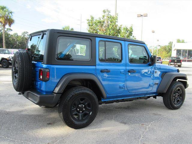 new 2026 Jeep Wrangler car, priced at $35,723