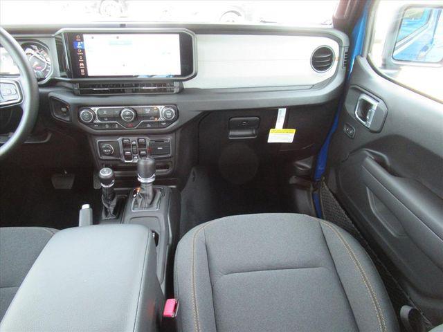 new 2026 Jeep Wrangler car, priced at $35,723