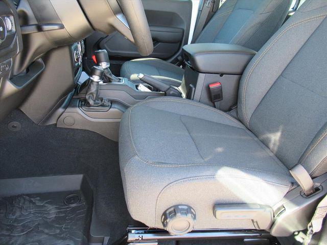 new 2026 Jeep Wrangler car, priced at $36,705