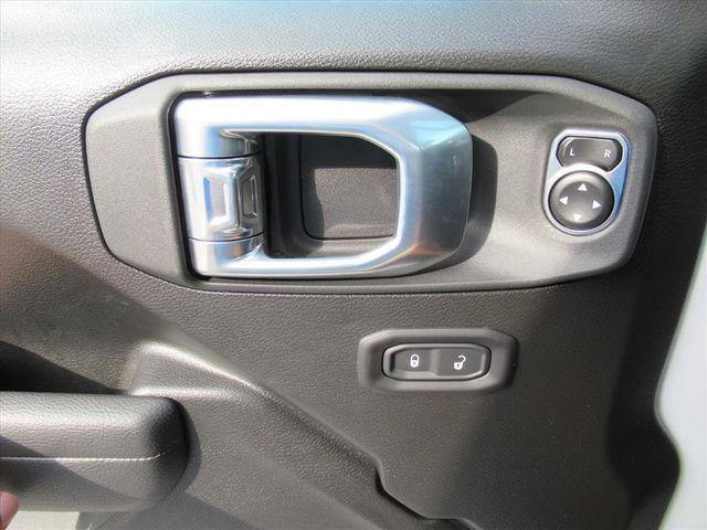 new 2026 Jeep Gladiator car, priced at $39,783