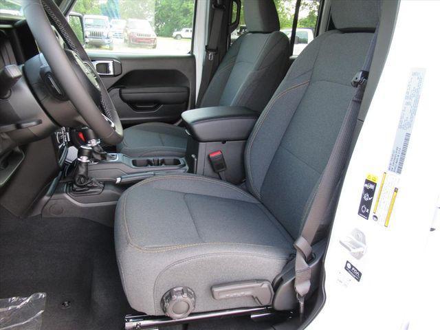 new 2026 Jeep Gladiator car, priced at $39,783