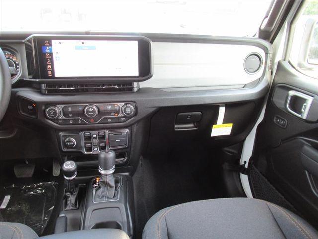 new 2026 Jeep Gladiator car, priced at $39,783