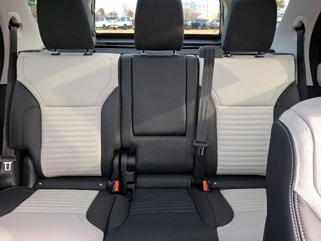 new 2026 Land Rover Discovery car, priced at $78,836