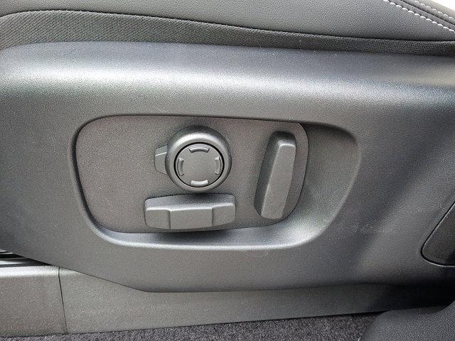 new 2026 Land Rover Discovery car, priced at $78,836