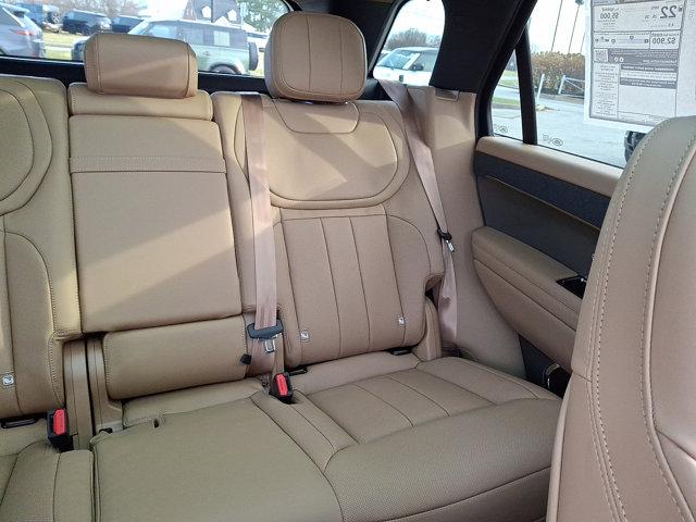 new 2025 Land Rover Range Rover Sport car, priced at $92,355