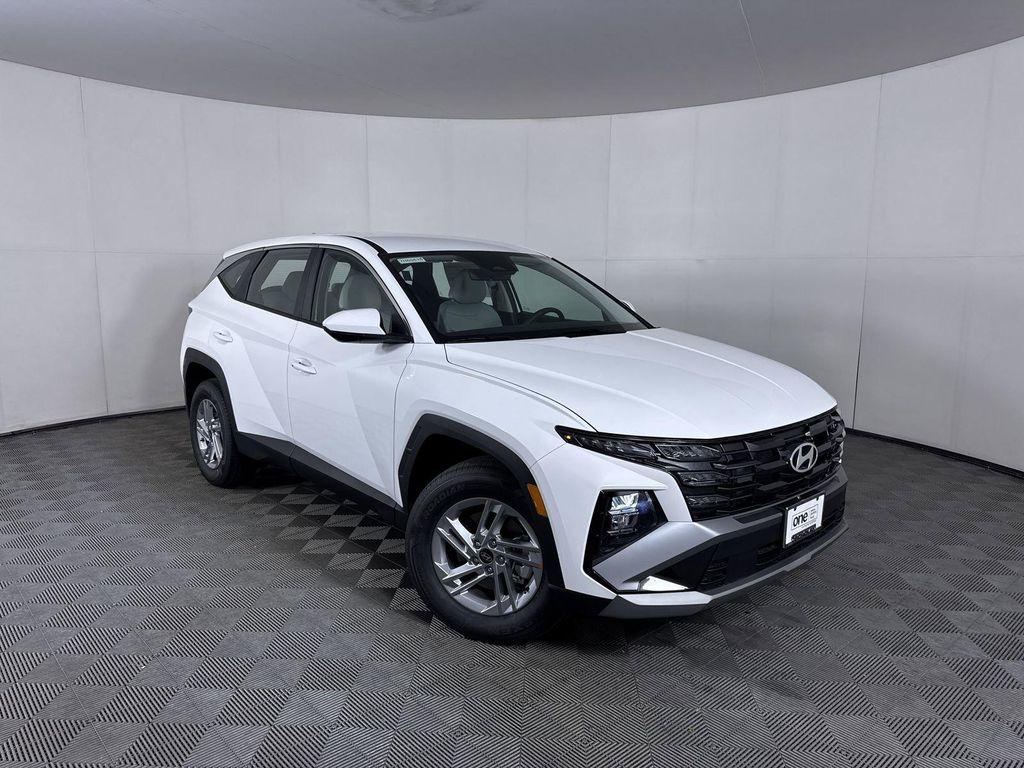 new 2026 Hyundai Tucson car, priced at $32,575