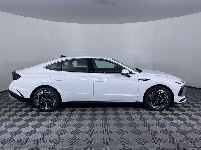 new 2026 Hyundai Sonata car, priced at $32,040