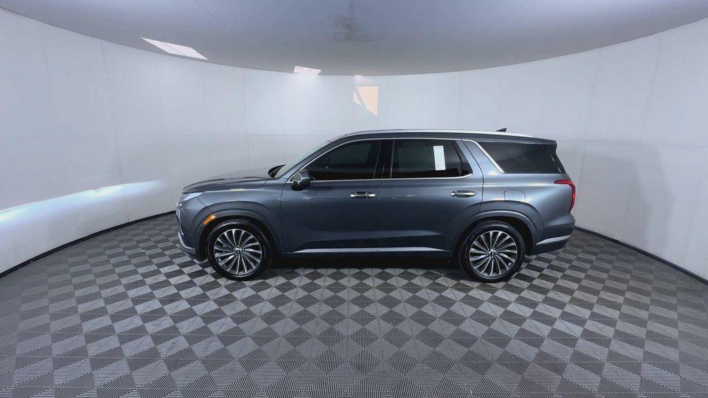 used 2024 Hyundai Palisade car, priced at $39,998
