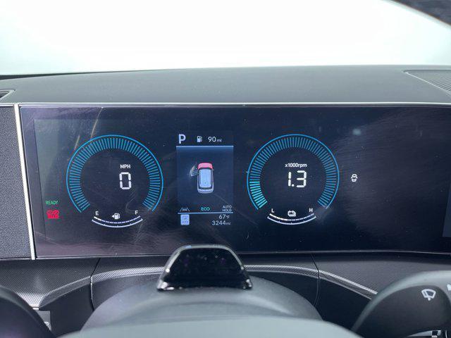 used 2025 Hyundai Santa Fe car, priced at $35,414