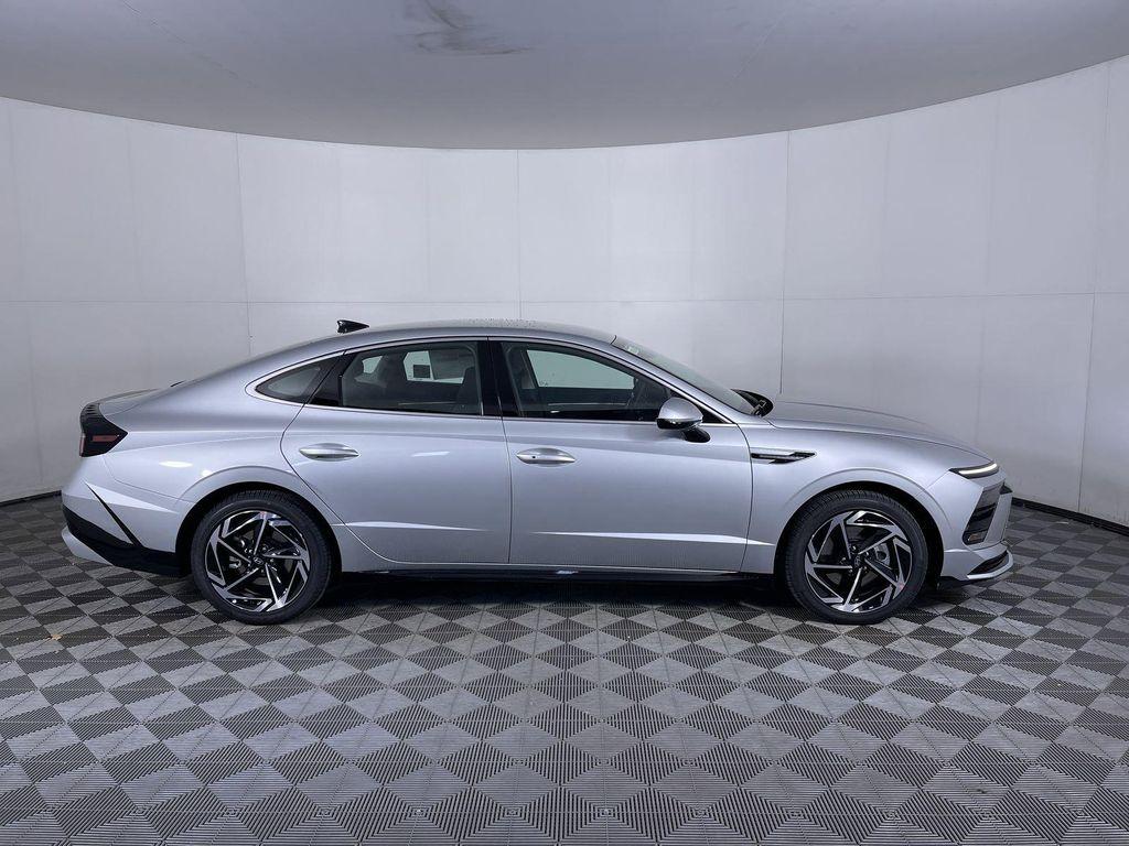new 2026 Hyundai Sonata car, priced at $31,303