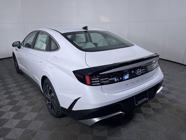 new 2026 Hyundai Sonata Hybrid car, priced at $30,815