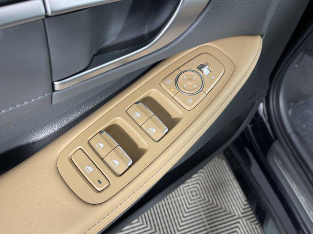 used 2025 Hyundai Sonata Hybrid car, priced at $39,575