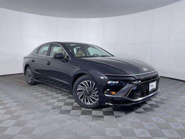 used 2025 Hyundai Sonata Hybrid car, priced at $39,575