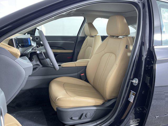 used 2025 Hyundai Sonata Hybrid car, priced at $39,575