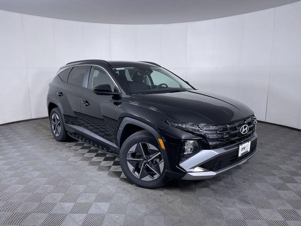 new 2026 Hyundai Tucson car, priced at $34,180