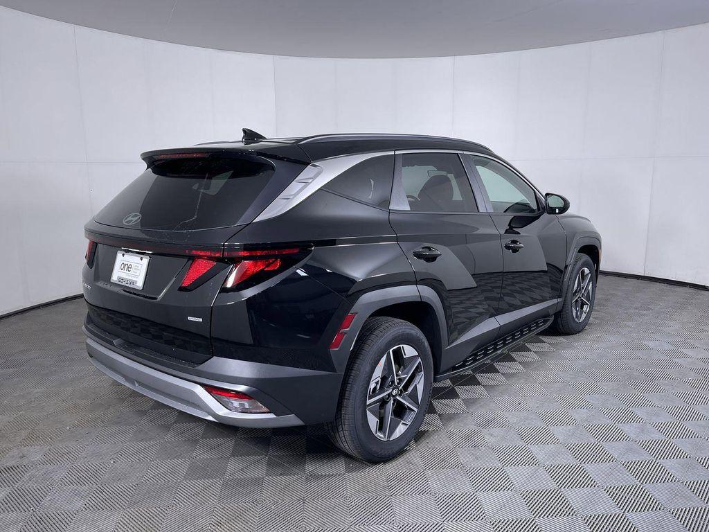 new 2026 Hyundai Tucson car, priced at $34,180