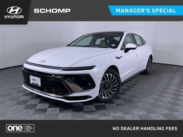 new 2025 Hyundai Sonata Hybrid car, priced at $36,750