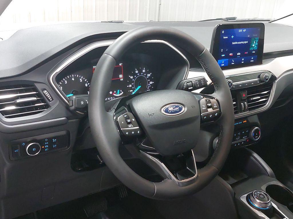 used 2022 Ford Escape car, priced at $22,250