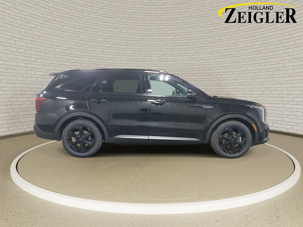 new 2026 Kia Sorento Hybrid car, priced at $49,174