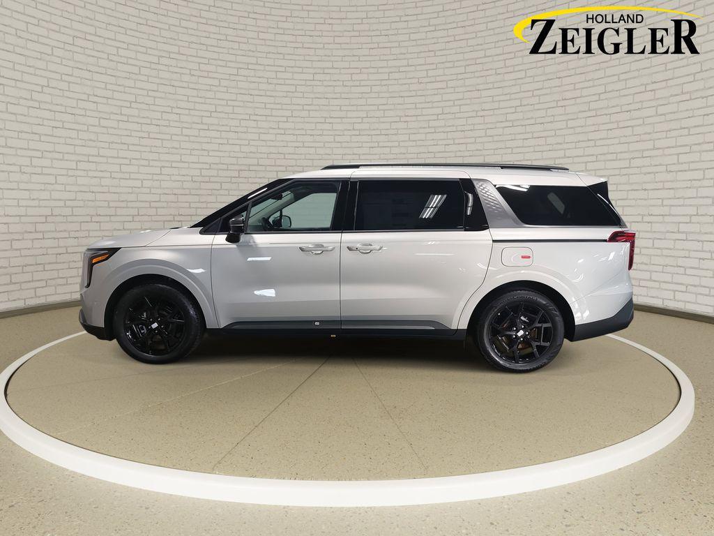 new 2026 Kia Carnival Hybrid car, priced at $56,054