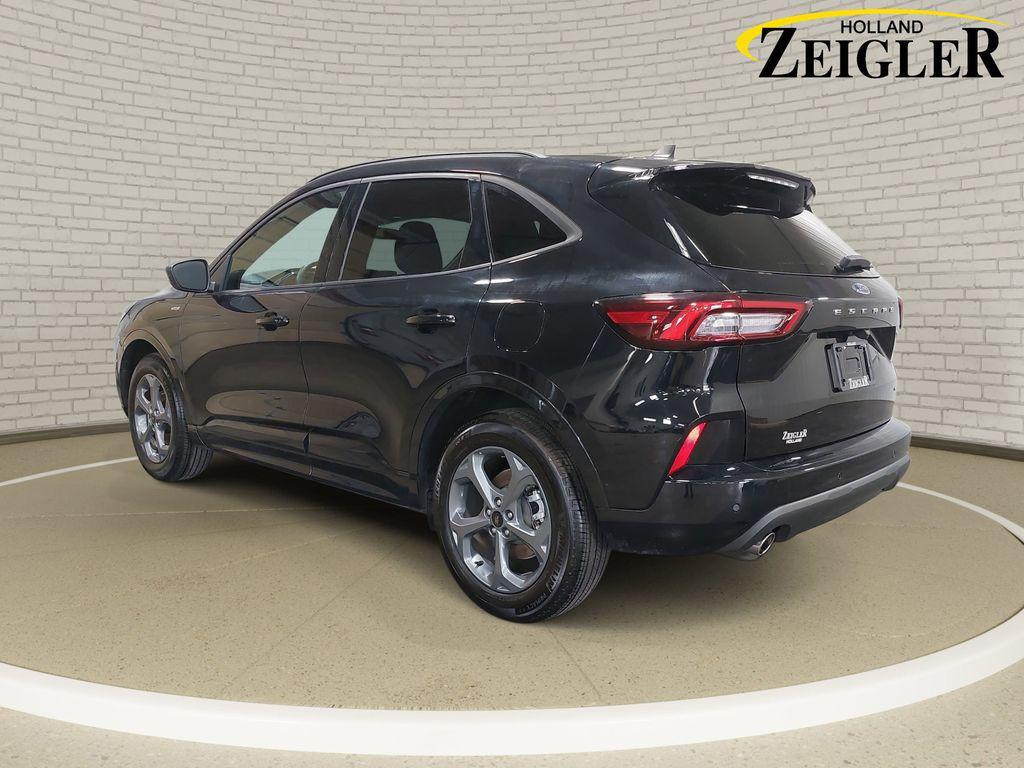 used 2023 Ford Escape car, priced at $25,304