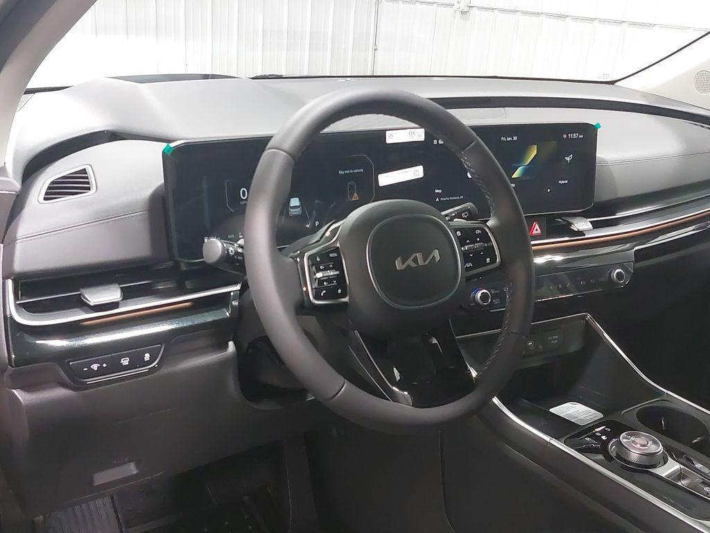 new 2026 Kia Carnival Hybrid car, priced at $54,578