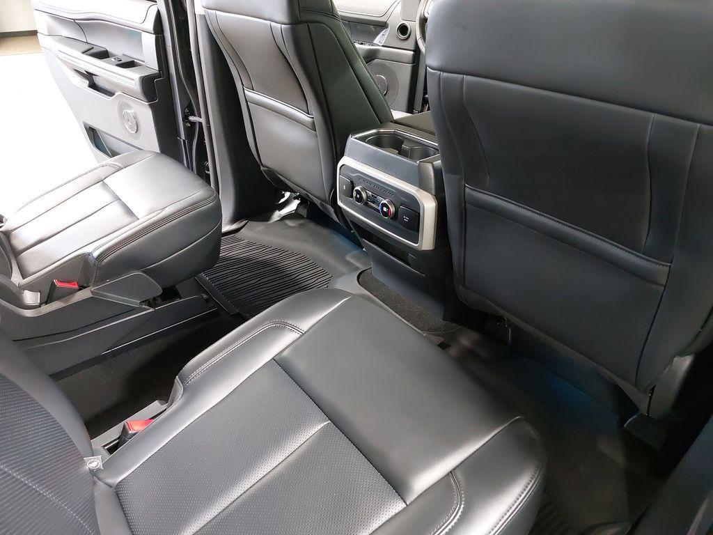 used 2024 Ford Expedition car, priced at $46,304