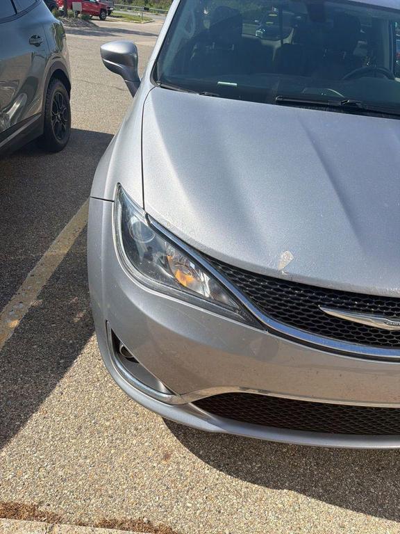 used 2017 Chrysler Pacifica car, priced at $13,804
