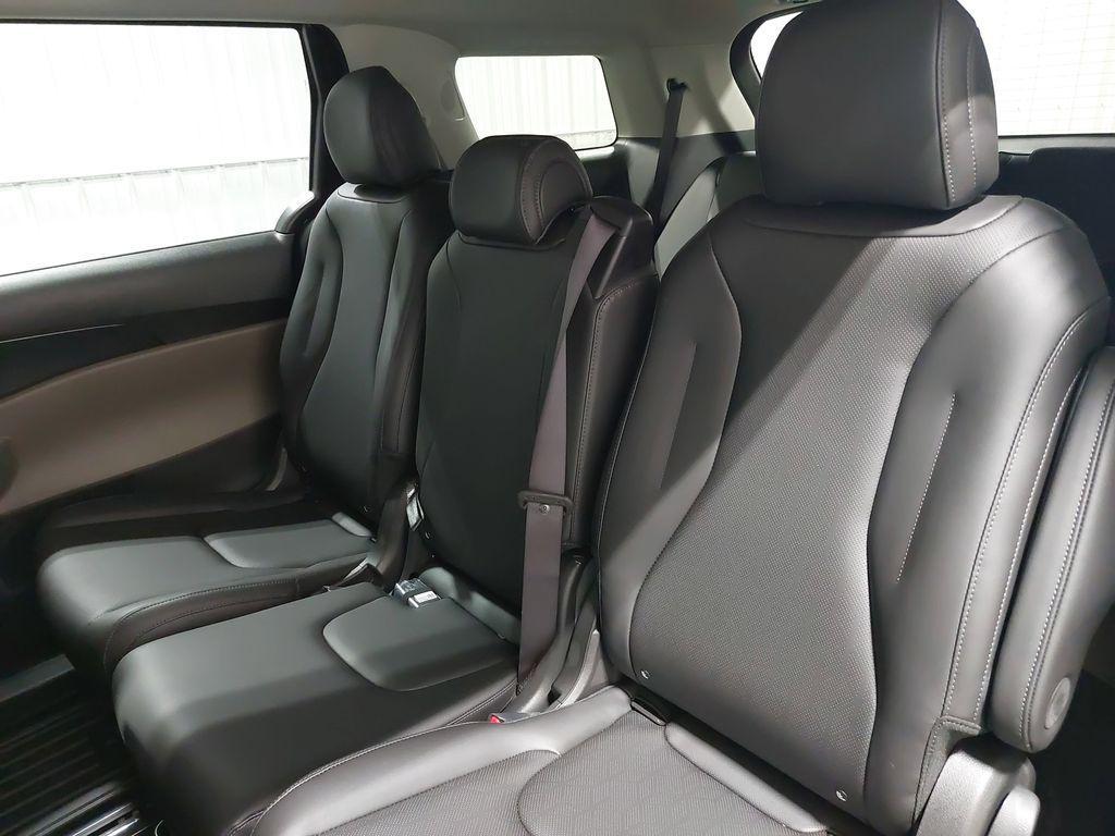 new 2026 Kia Carnival car, priced at $40,464