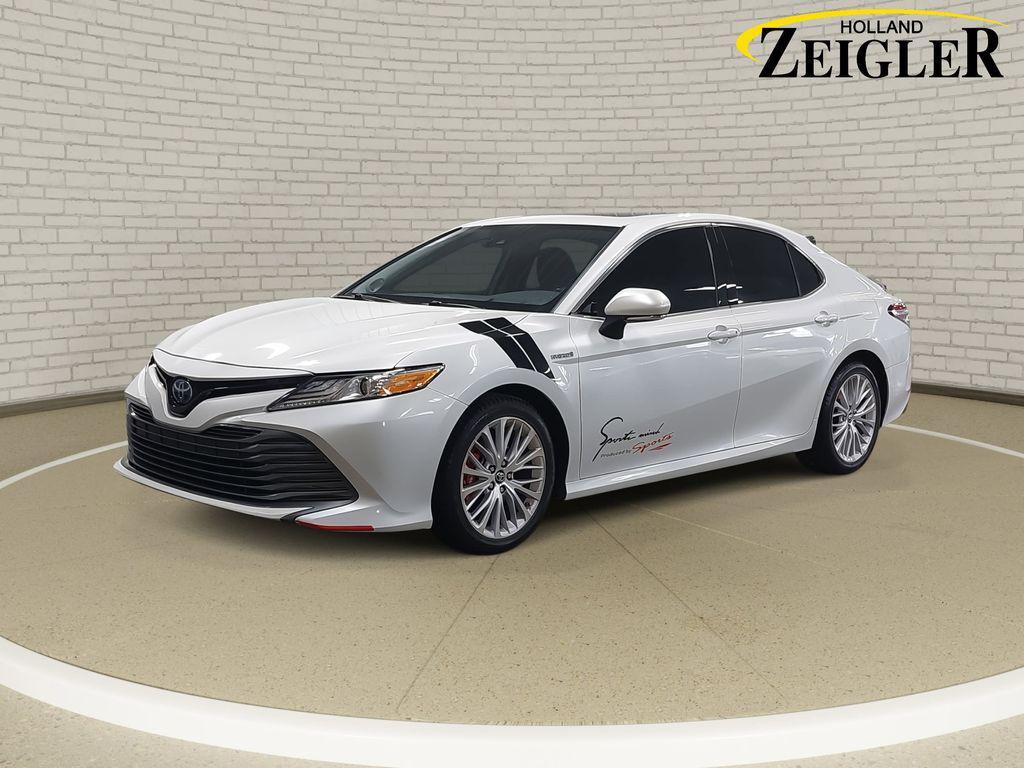 used 2019 Toyota Camry Hybrid car, priced at $23,255