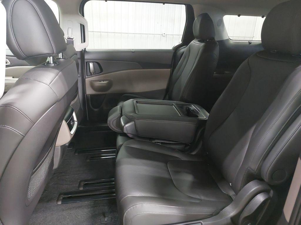 new 2026 Kia Carnival car, priced at $40,412