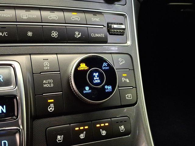 used 2023 Hyundai Santa Fe car, priced at $29,900