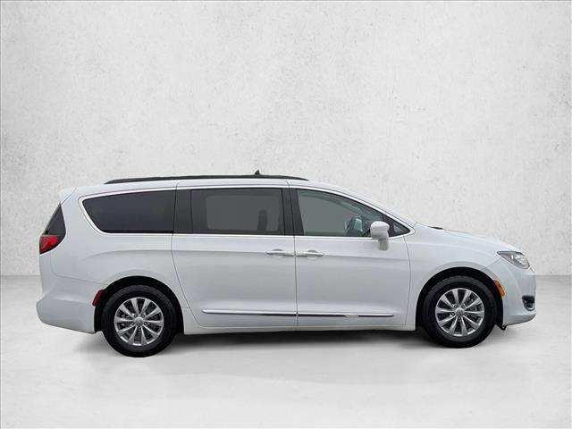 used 2017 Chrysler Pacifica car, priced at $12,696