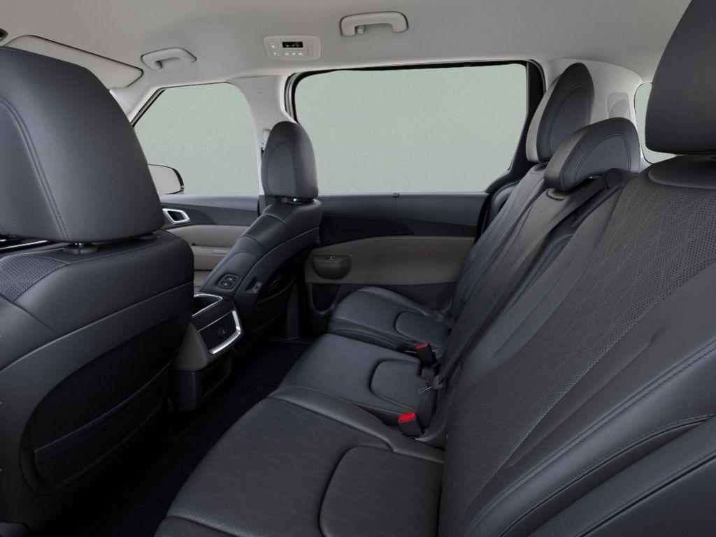 new 2026 Kia Carnival Hybrid car, priced at $47,144