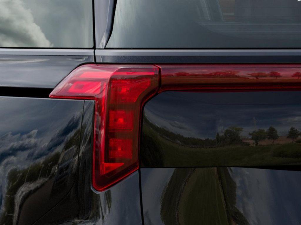 new 2027 Kia Carnival Hybrid car, priced at $53,094