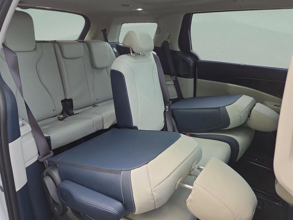 new 2026 Kia Carnival car, priced at $52,644