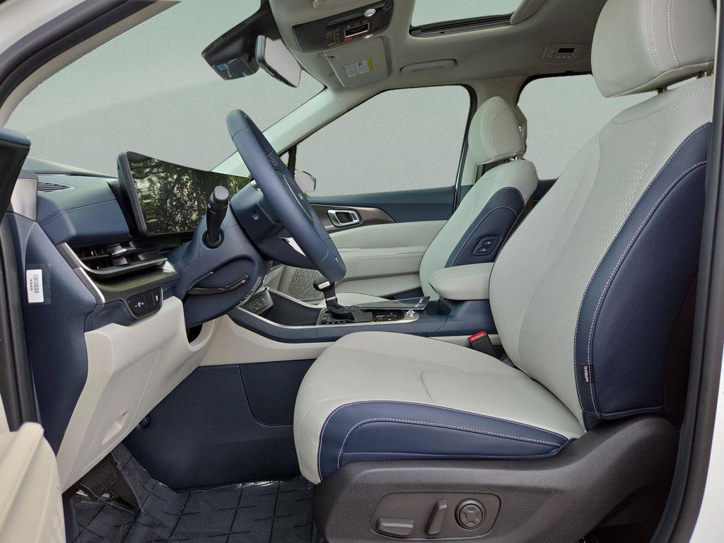 new 2026 Kia Carnival car, priced at $52,644