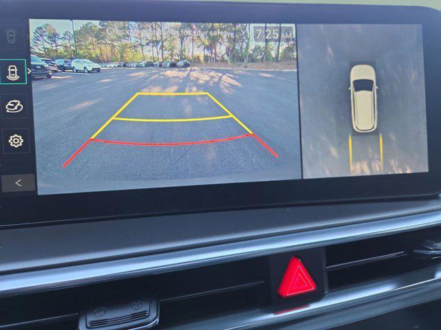 used 2025 Kia Sorento Hybrid car, priced at $36,695