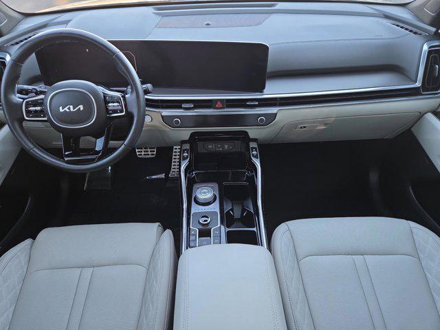 used 2025 Kia Sorento Hybrid car, priced at $36,695