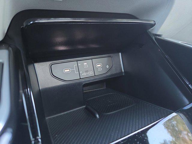 used 2025 Kia Sorento Hybrid car, priced at $36,695