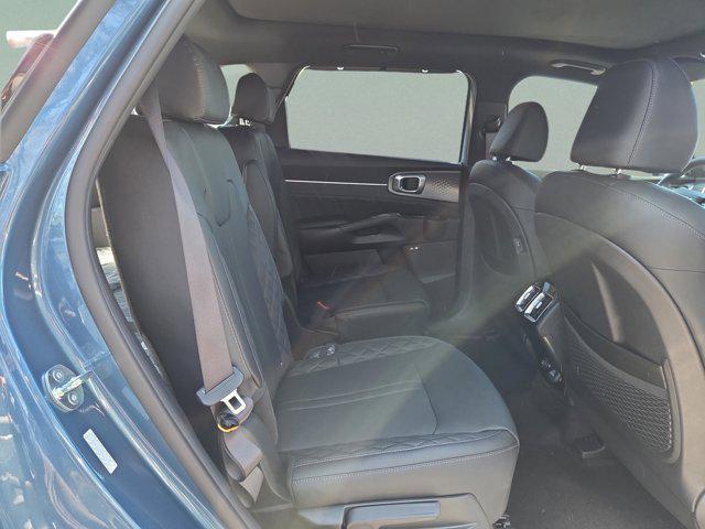 new 2026 Kia Sorento Hybrid car, priced at $45,950