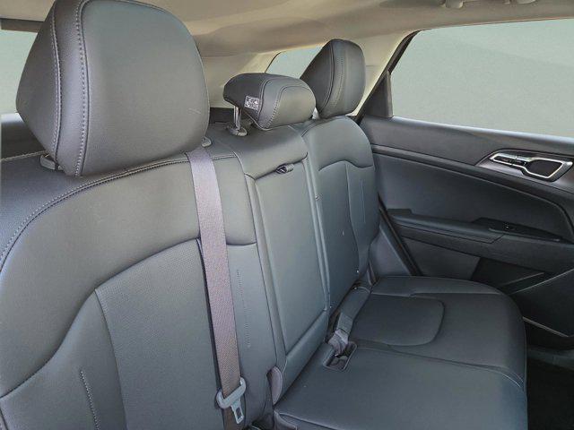 new 2026 Kia Sportage Hybrid car, priced at $36,265