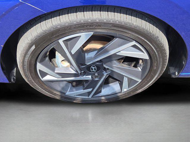 used 2025 Hyundai Elantra car, priced at $22,294