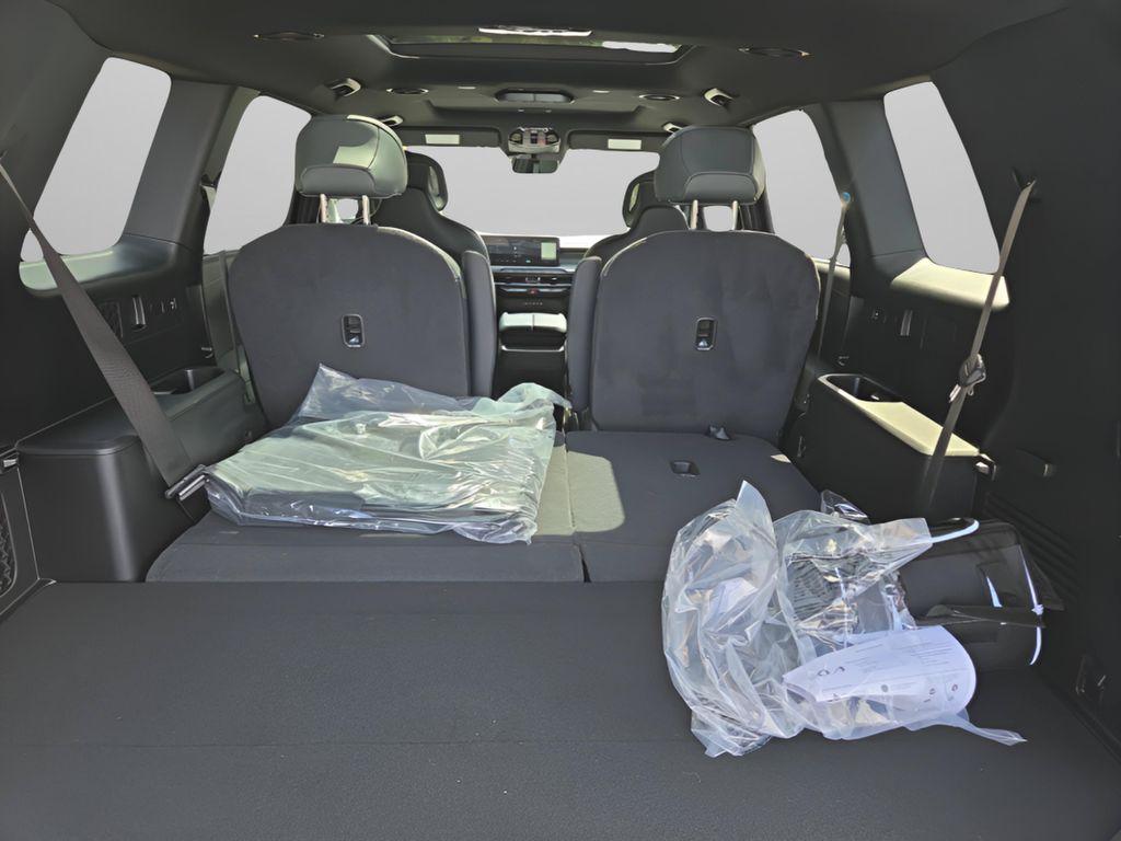 new 2027 Kia Telluride Hybrid car, priced at $62,869