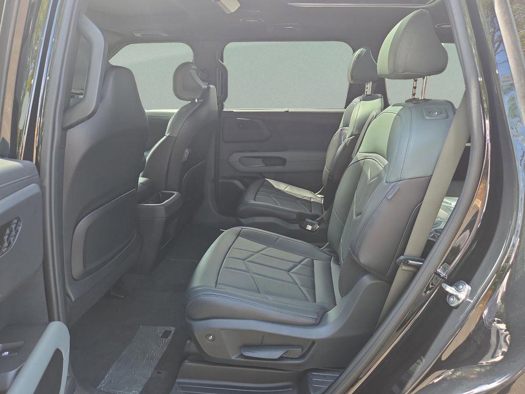 new 2027 Kia Telluride Hybrid car, priced at $62,869