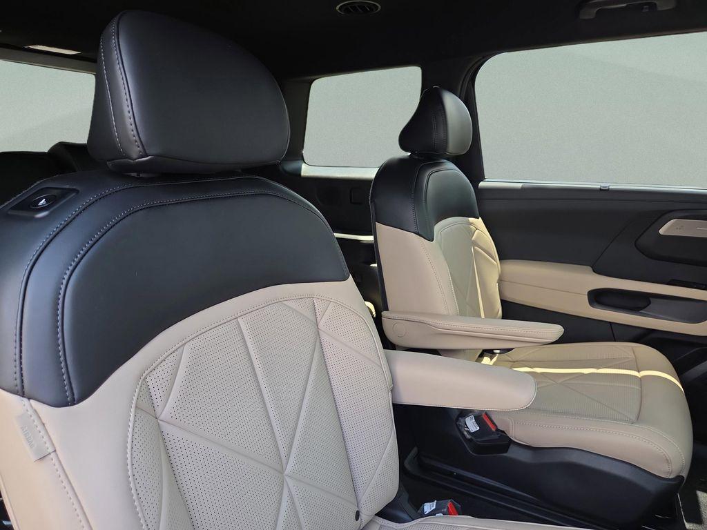 new 2027 Kia Telluride Hybrid car, priced at $54,869