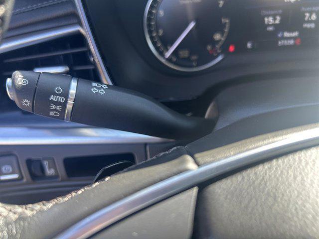 used 2023 Cadillac XT5 car, priced at $27,995