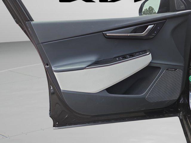 new 2025 Kia EV6 car, priced at $53,076